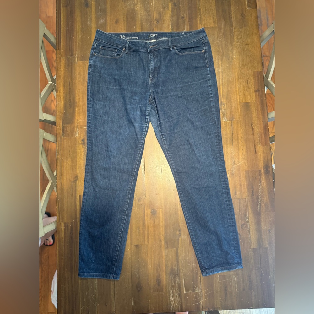 Loft Curvy Skinny Jeans (with stretch)